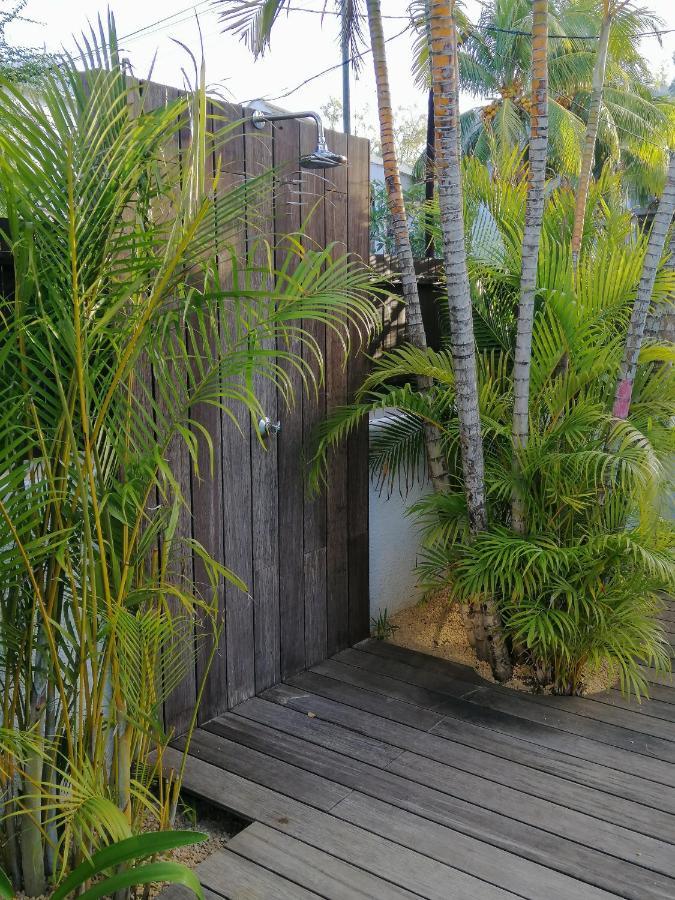 Les Cerisiers - Beach Apartment With Pool, Few Steps To The Beach Flic en Flac Bagian luar foto