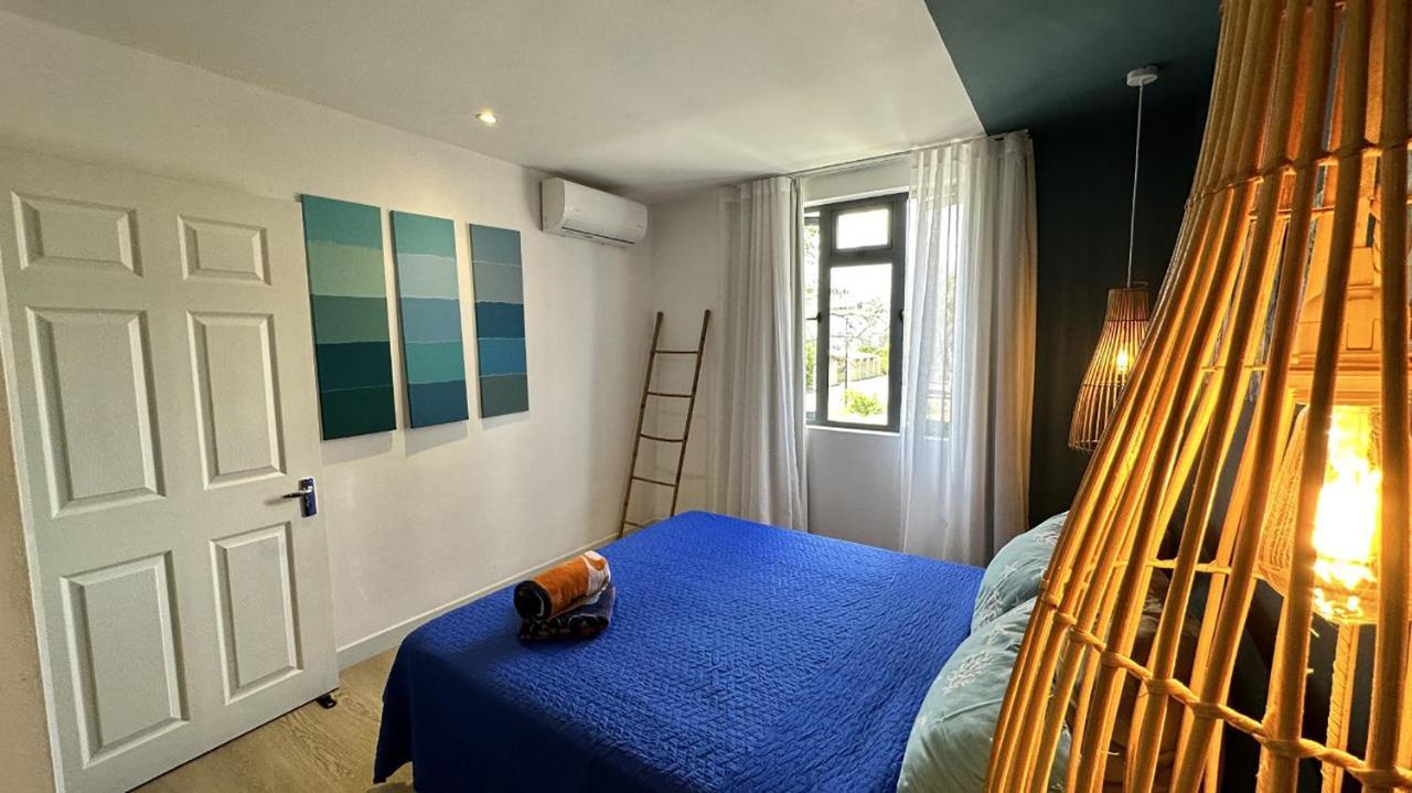 Les Cerisiers - Beach Apartment With Pool, Few Steps To The Beach Flic en Flac Bagian luar foto